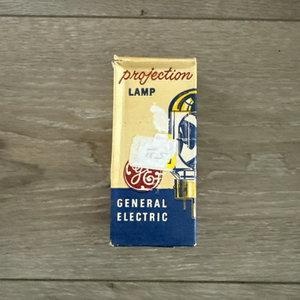 Vintage DEF 150W 21V Photo Stage‎ Projection Light Bulb